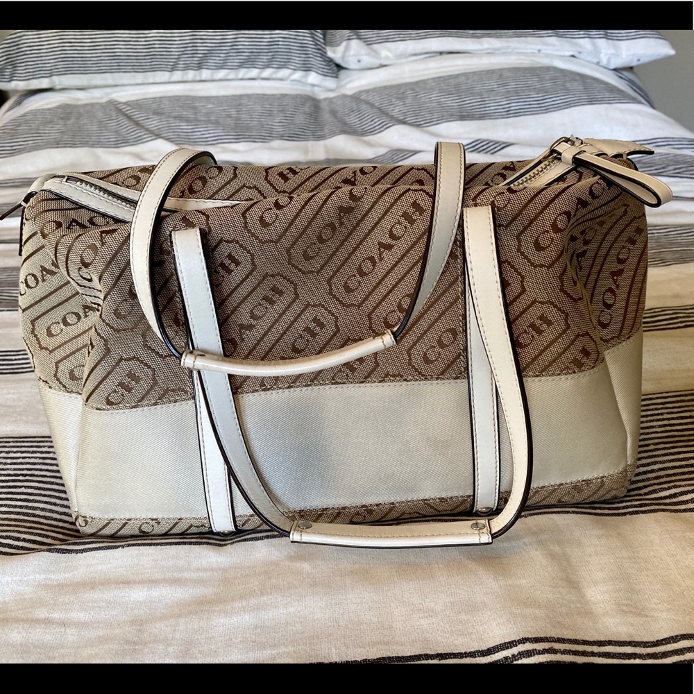 Authentic Coach Tote - Picture 2 of 6
